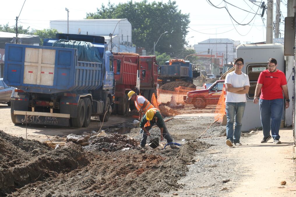 Obras del Metrobús en Fernando de la Mora. FOTO: ARCHIVO, ILUSTRATIVA.