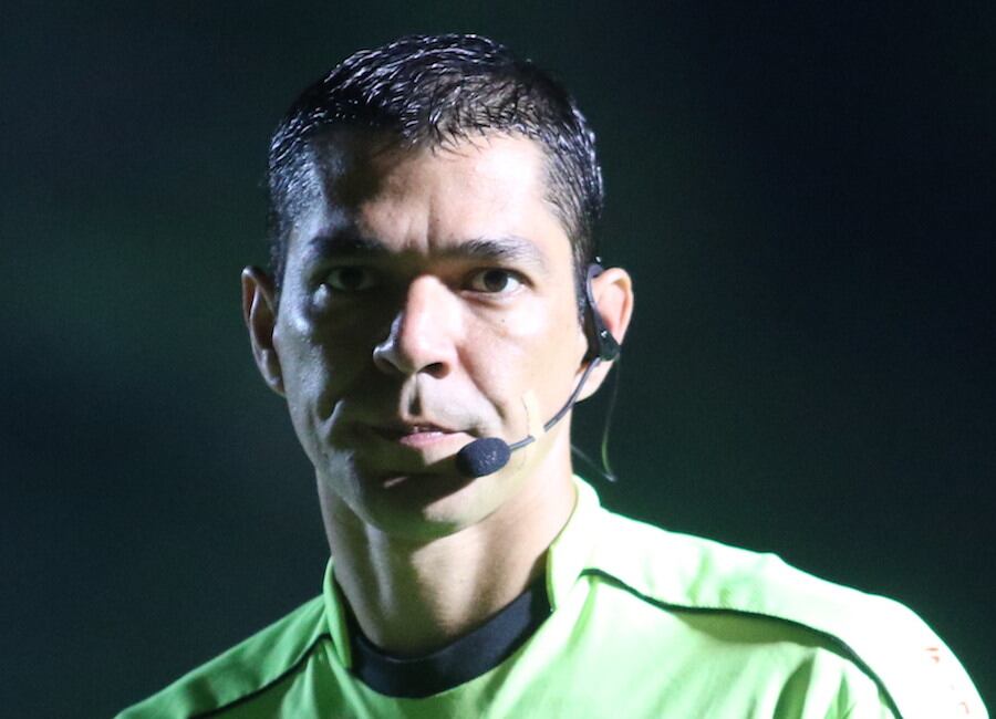 Mario Díaz de Vivar.