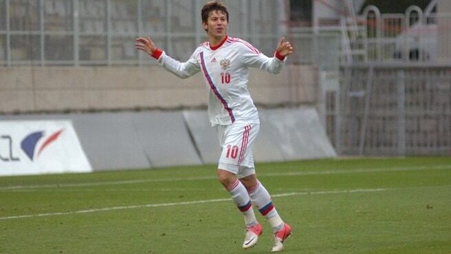 Fedor Smolov anotó el primer gol para el seleccionado ruso en el amistoso.