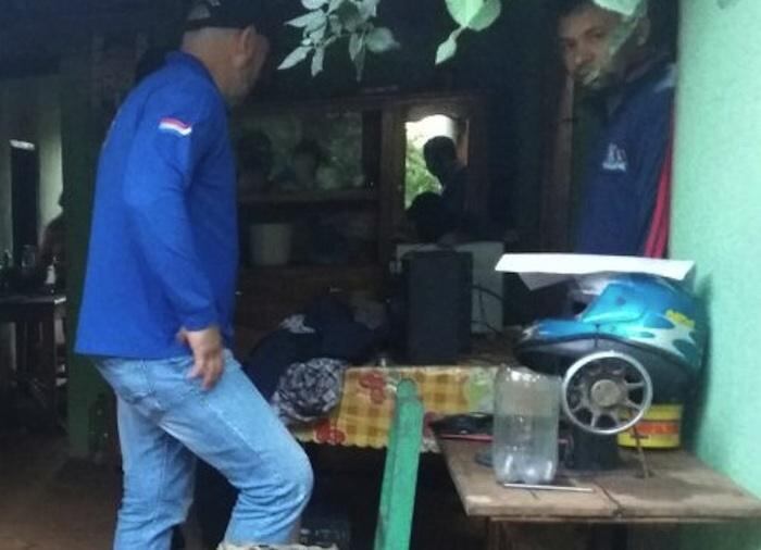 Allanamiento en la casa de los Cristaldo Mieres.