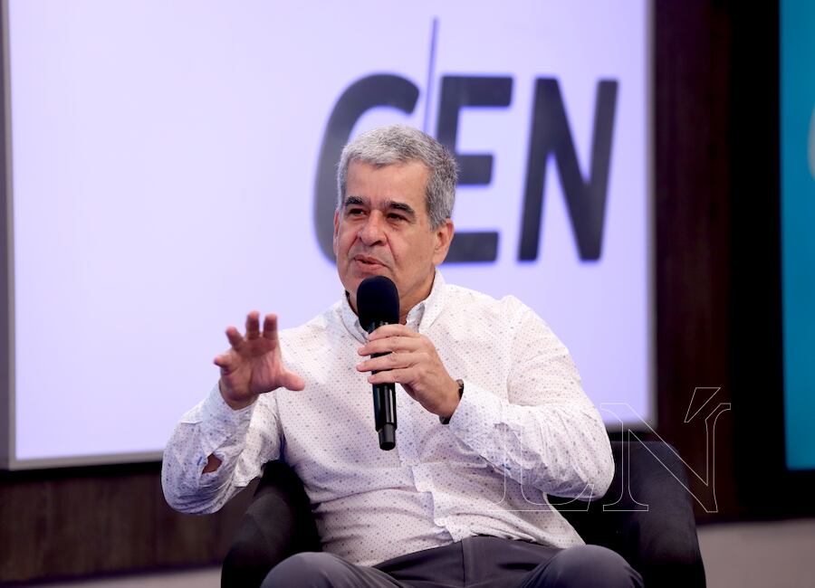 Pedro Halley, gerente de prestaciones del IPS. Foto: Jorge Romero.