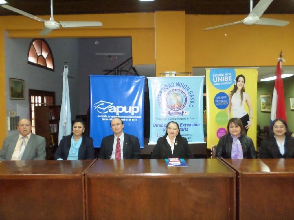 La Reunión Informativa, fue presidida por la Dra. Sanie Romero de Velazquez, presidenta de la entidad, que nuclea las más importantes Universidades Privadas del País.
