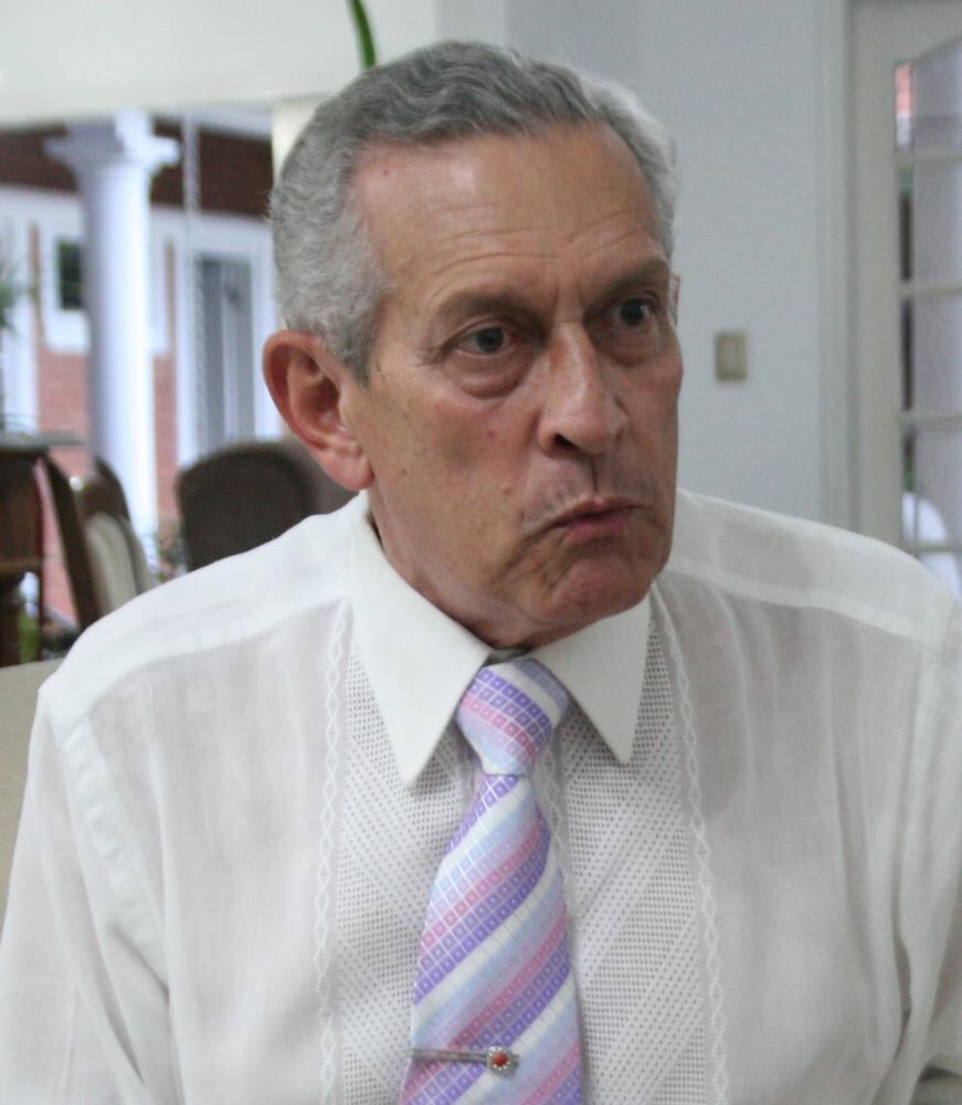 José M. Bóbeda.