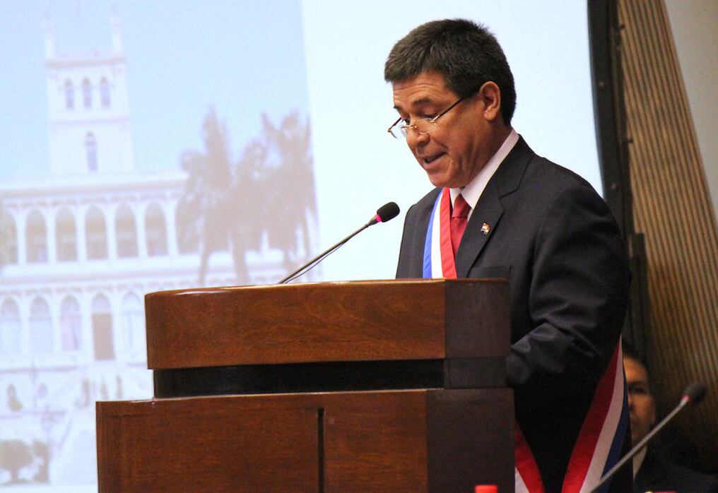 El presidente de la República firmó el decreto que establece el equipo de transición. Foto: Archivo