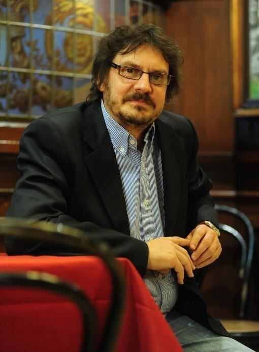 Felipe Pigna es reconocido por la serie documental de TV Algo habrán hecho, junto a Mario Pergolini.