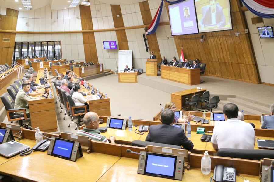 La Comisión Bicameral es la que deberá recibir el proyecto, si se lo presenta esta semana.