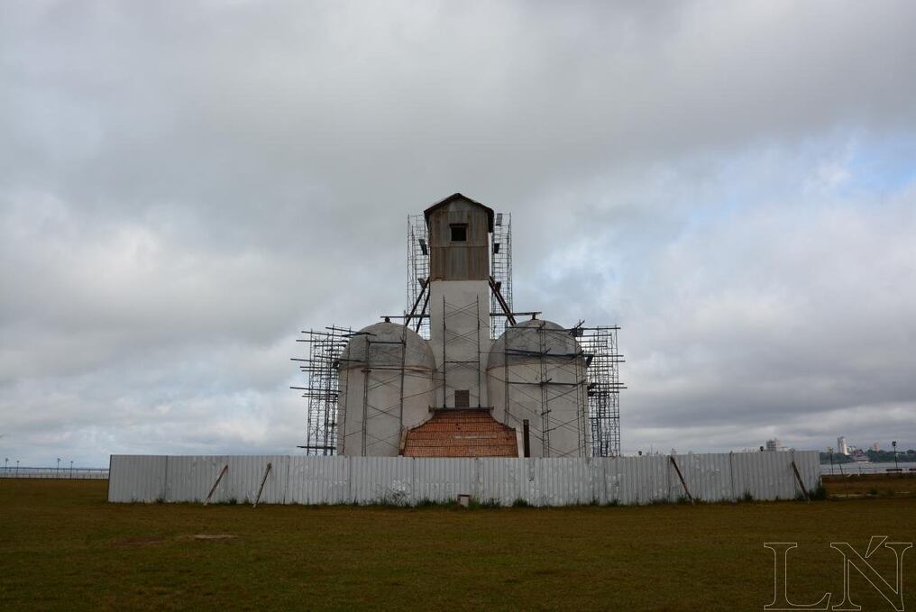 El silo es considerado como uno de los edificios históricos de Encarnación.
