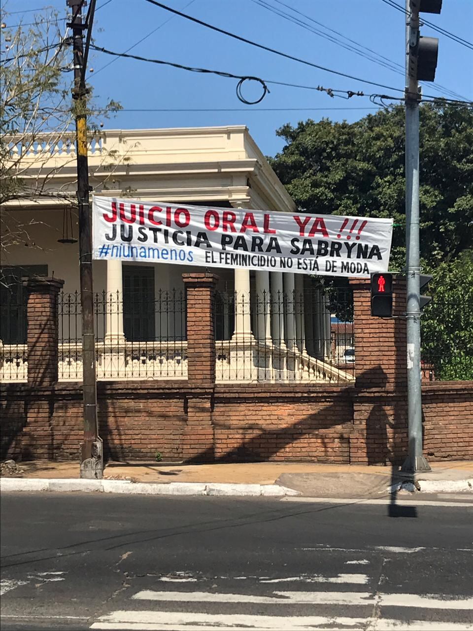 Claman por el juicio del caso de feminicidio de Sabryna Breuer