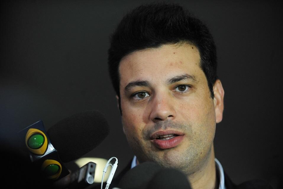 Apenas nombrado, sobre Leonardo Picciani ya recaen sospechas de conflicto de intereses: Agrobilara, empresa propiedad de su familia, es accionista minoritaria de la compañía Tamoio.