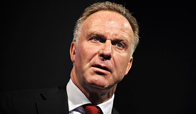 Karl-Heiz Rummenigge afirmó que los entrenadores "vienen y se van", y que "nadie es irreemplazable", aludiendo a la decisión que deberá tomar Pep Guardiola respecto a su renovación con el conjunto bávaro.