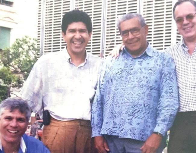 Hermoso recuerdo. Juntos en  Buenos Aires, Lorenzo y Luis Álvarez con los hermanos Lobo y Lobito Martínez. 