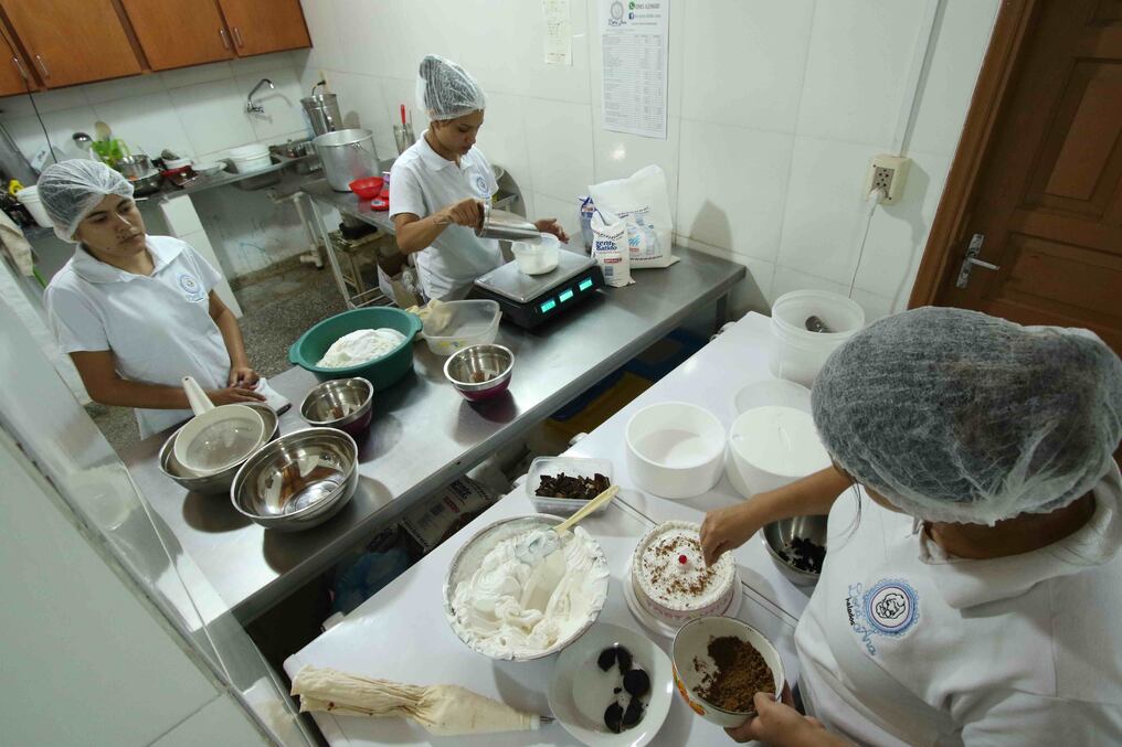 FOTOGRAFIA -2 - NEGOCIOS -AGUSTIN ACOSTA -30-12-15