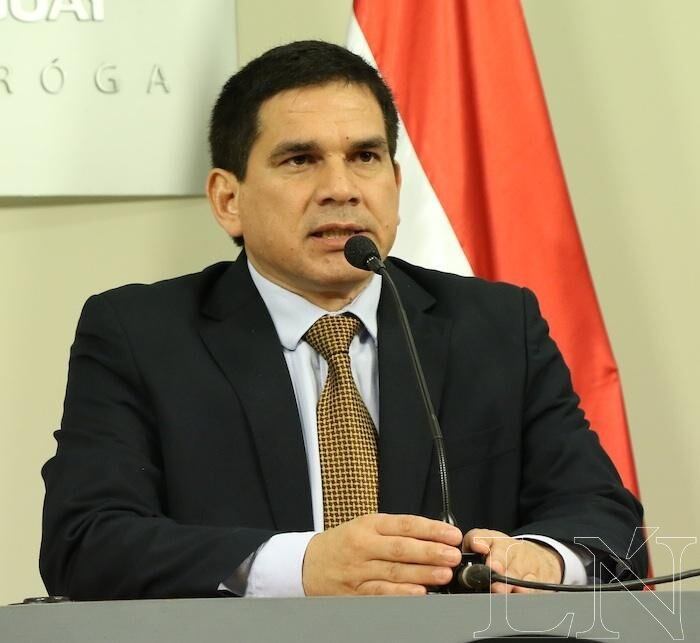 El ministro Baruja oficializó ayer el llamado, en Mburuvicha Róga.