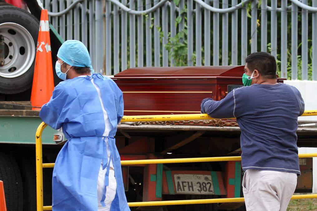 En Ecuador ya hay más de 3.600 infectados, incluidos 180 fallecidos. El 69% de los casos se concentra en la provincia de Guayas y su capital, Guayaquil. AFP.