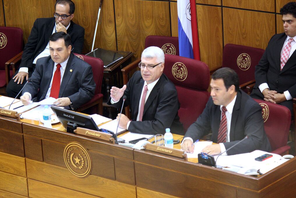 Comisión Permanente se reúne para convocar a ambas cámaras