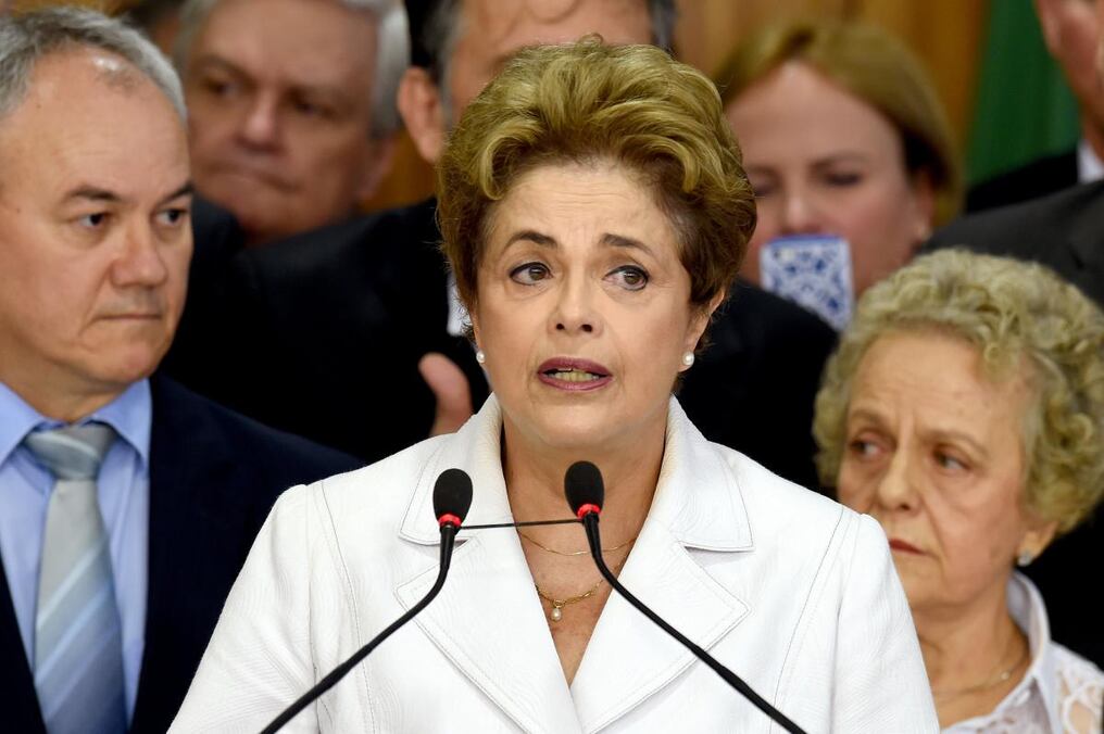 Dilma botada del poder. No funcionó su argumento de golpe parlamentario utilizado también en el 2012 para tirar Mercosur contra Paraguay.