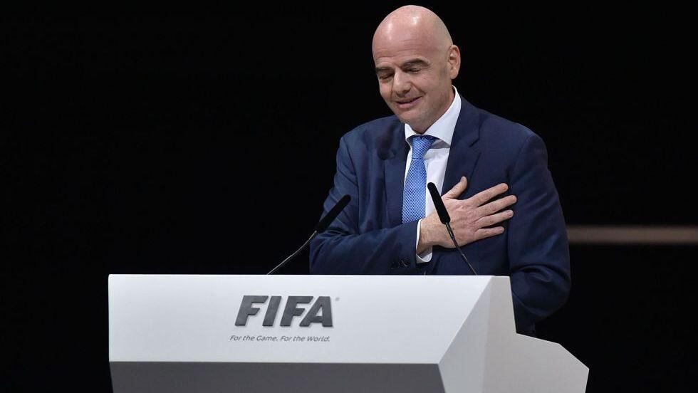 "Si el formato que él (Infantino) propone prospera seguro que será algo bueno para los clubes y para el fútbol en general", declaró recientemente Florentino Pérez. 
