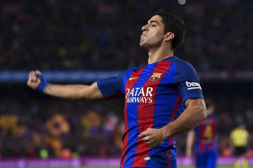 Luis Suárez celebra su gol para el Barcelona. AFP