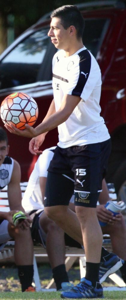 Blas Riveros será transferido al Basilea de Suiza.