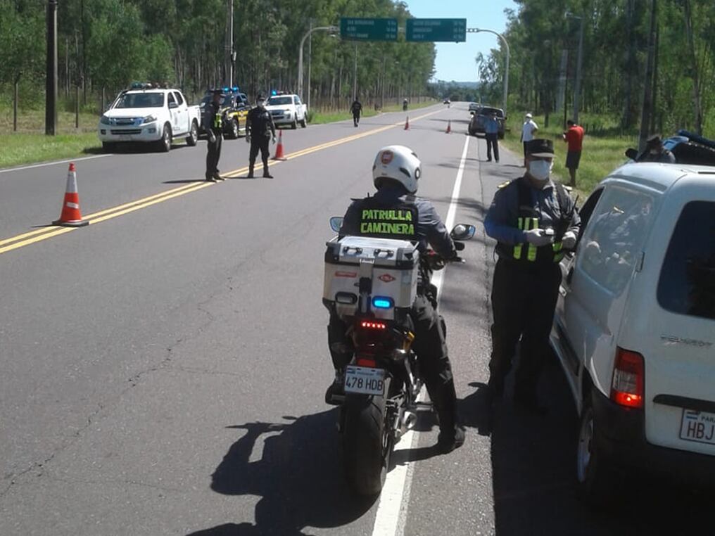 Personal de la Caminera realiza estrictos controles en estratégicos puntos de toda la red vial nacional. FOTO: ARCHIVO. ILUSTRATIVA.