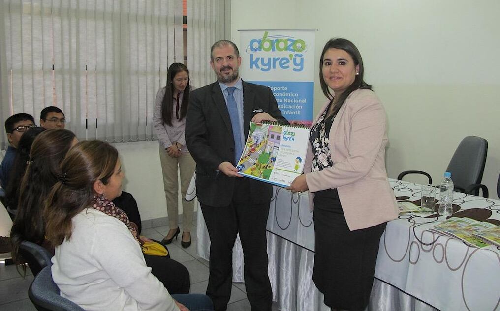 Con la entrega de materiales y el taller, se cerró la etapa de capacitación de los funcionarios de la Secretaría, quienes que se encargarán de trasmitir sus conocimientos a las madres participantes del Programa Abrazo.