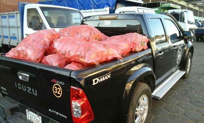 Senave decomisa 1.000 kilos de zanahoria en el Abasto