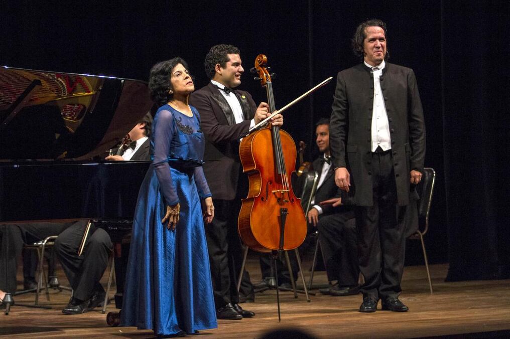 Valentina Díaz-Frénot junto a Diego Sánchez Haase.