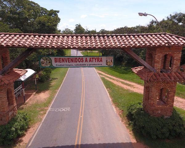 Entrada a la ciudad de Atyrá. Foto: Pánfilo Leguizamón.