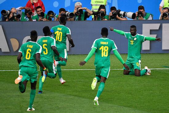 Los africanos de Senegal dieron la nota ayer al vencer a Polonia.