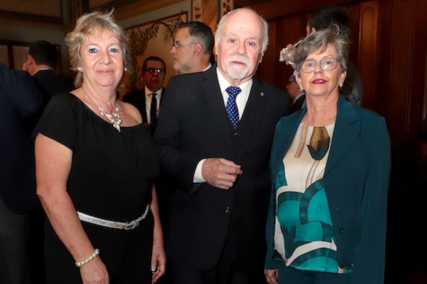 Rosa del Carmen Amarilla, José Luis Ardissone y Lourdes Ruffinelli.