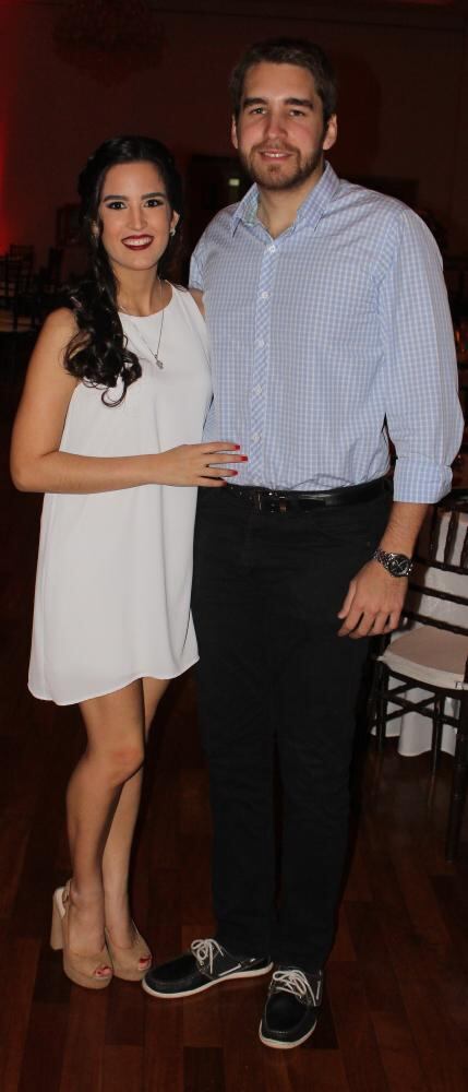 Leticia Ibarra y Brian Schulz.[/caption]