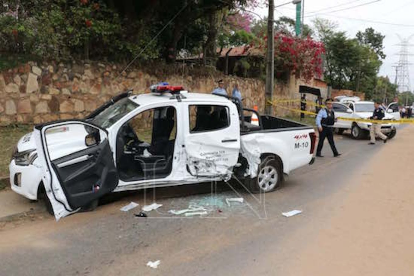 Así quedó la patrullera que recibió varios disparos.FOTO:NÉSTOR SOTO