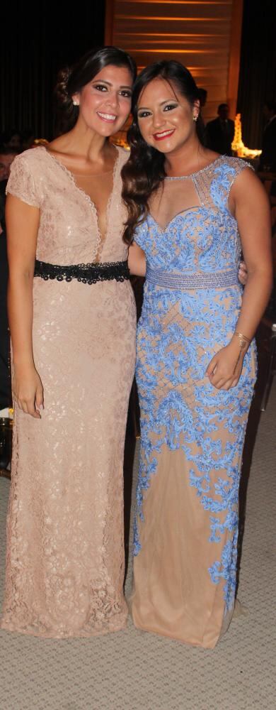 Verónica Ovelar y Yanina Ríos.[/caption]