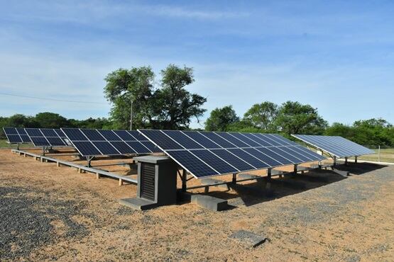 Estos proyectos se han constituido en los mayores parques solares híbridos del Paraguay. Foto: Itaipú