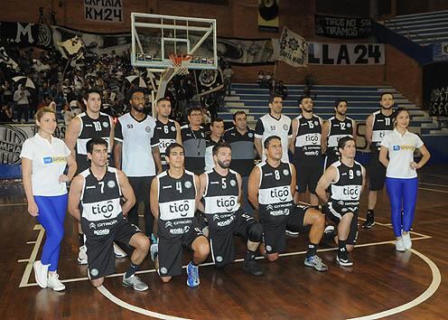 El eqipo de Olmpia ganó anoche a Libetad en el primer juego del play off del Clausura de basquetbl masculino de Primera. 