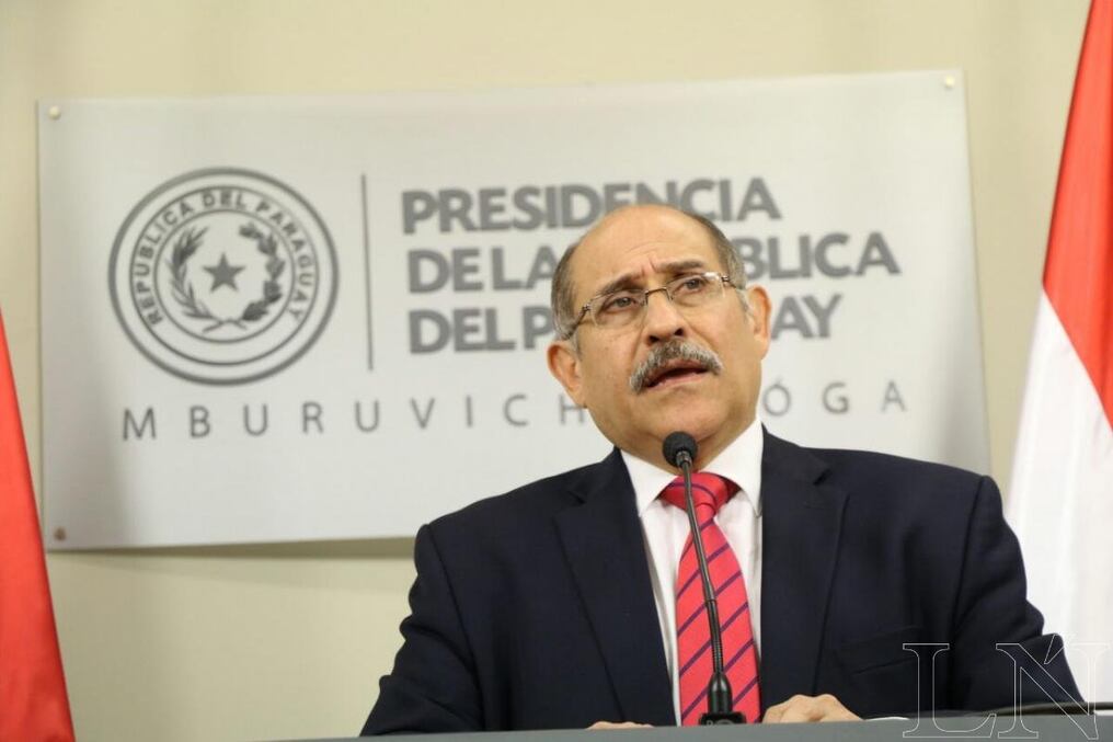 Guillermo Sosa, ex ministro de Trabajo, Empleo y Seguridad comentó que es obligatorio organizar los ambientes de trabajo, respetar los protocolos sanitarios y aceptar a nuevos sistemas de higiene. Foto: Archivo.