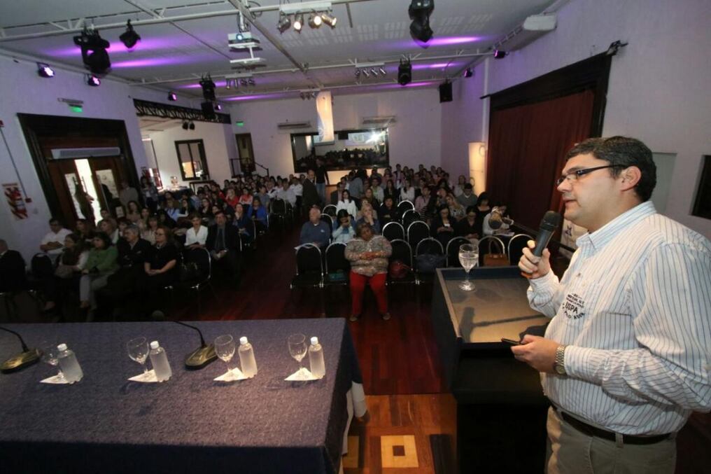 Los expositores fueron profesionales paraguayos que participaron del Congreso Americano de Diabetes. Foto: Pánfilo Leguizamón. 