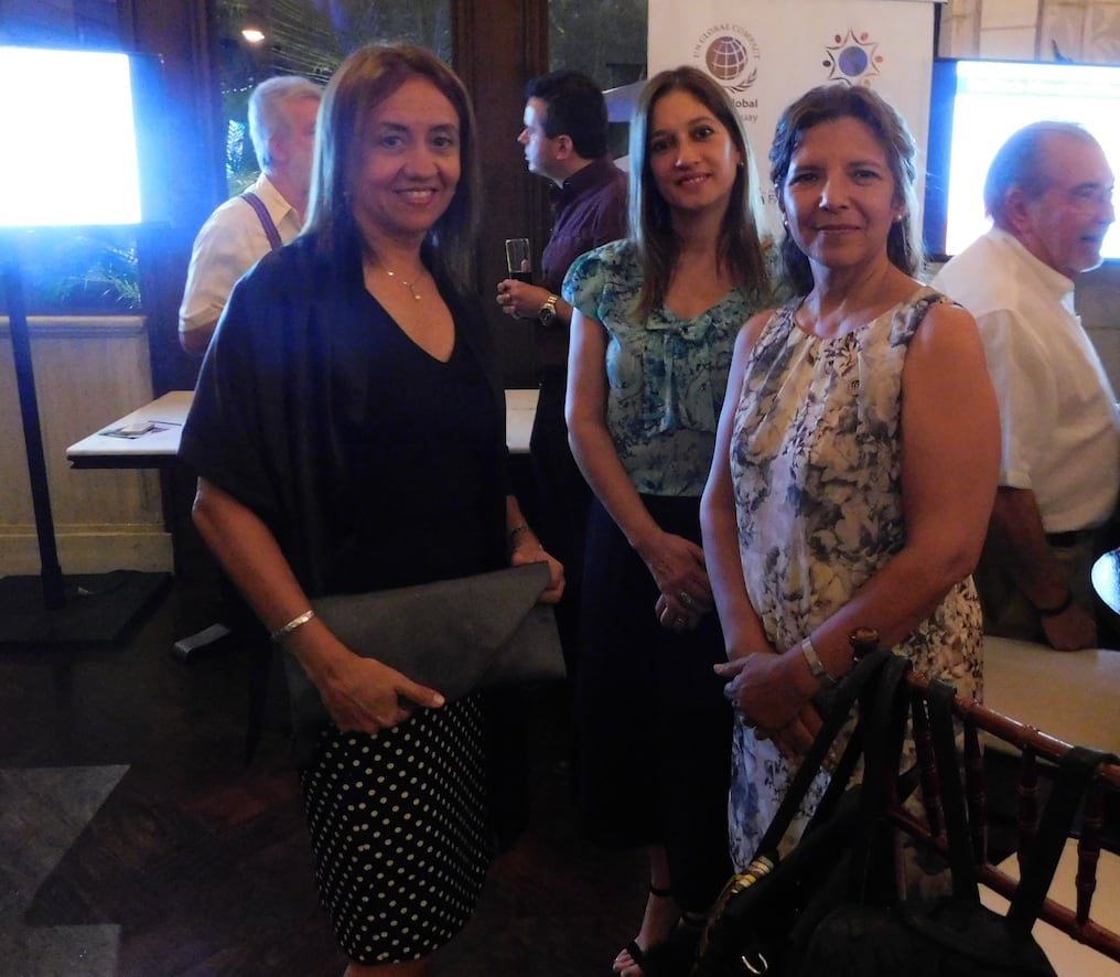 Gabriela Sacco, Adriana Roura y Sonia Chena.