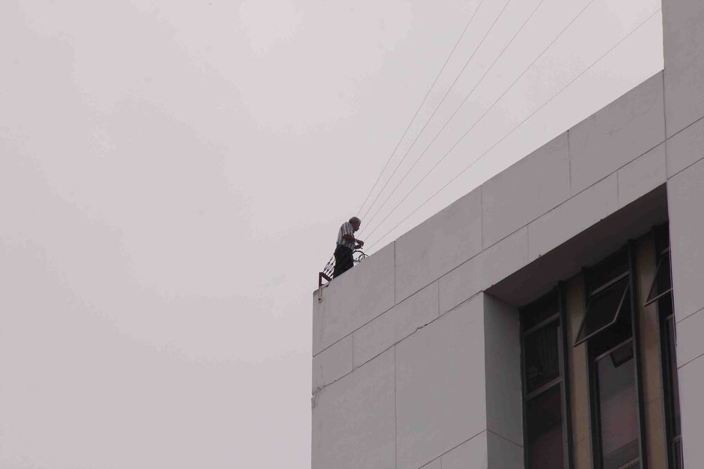 Muchas personas recurren al suicidio para poner fin a los problemas que le agobian. 
