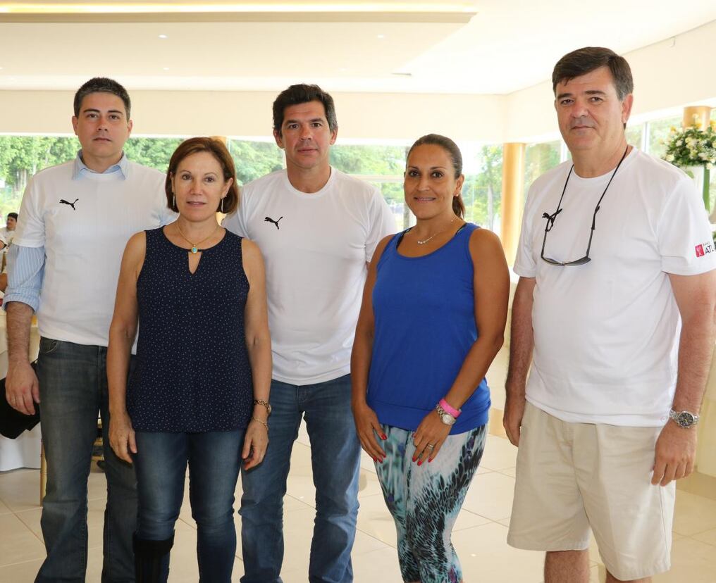 Jorge Vera, Sally Molinas, Miguel Zaldívar, Rocío Paredes y el director gerente general, Juan Carlos Martin.
