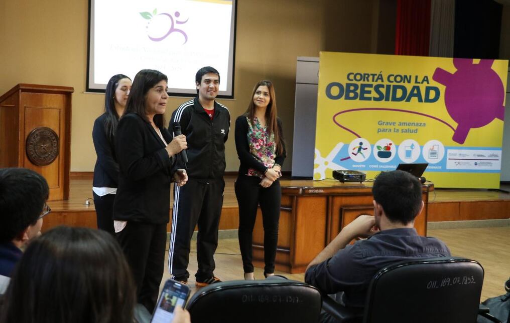 Cortá con la obesidad es el slogan de la campaña preventiva lanzada ayer por el Ministerio de Salud.