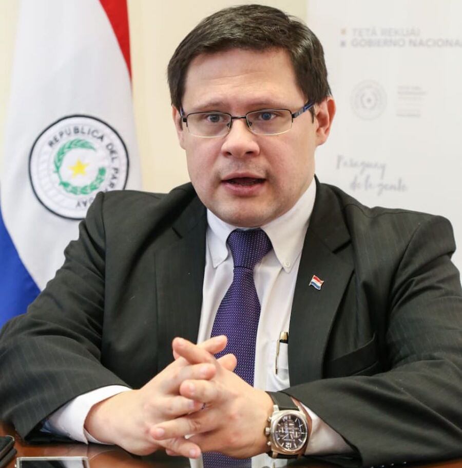Oscar Alcides Orué Ortiz, viceministro de la Subsecretaría de Estado de Tributación (SET).
