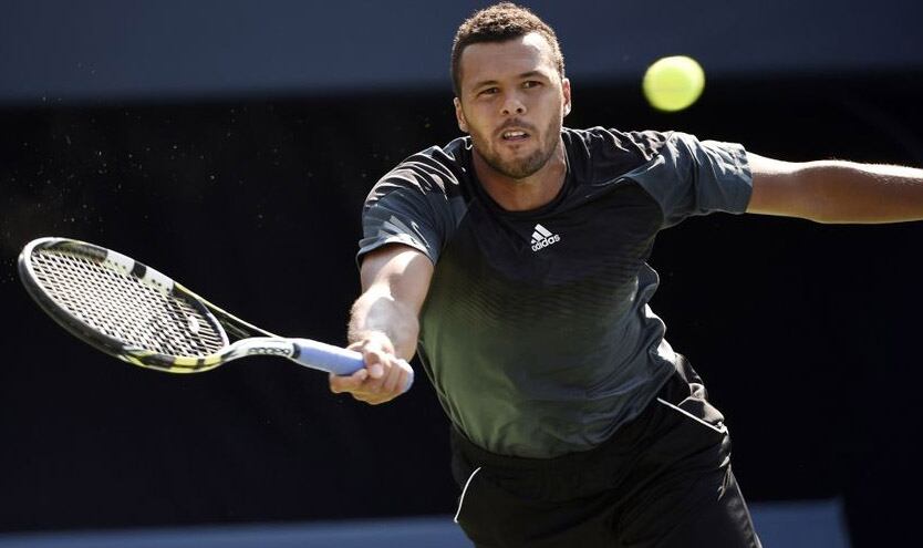 El galo Jo-Wilfried Tsonga, puso el 1-1 parcial en el match final de Copa Davis entre Francia y Bélgica.