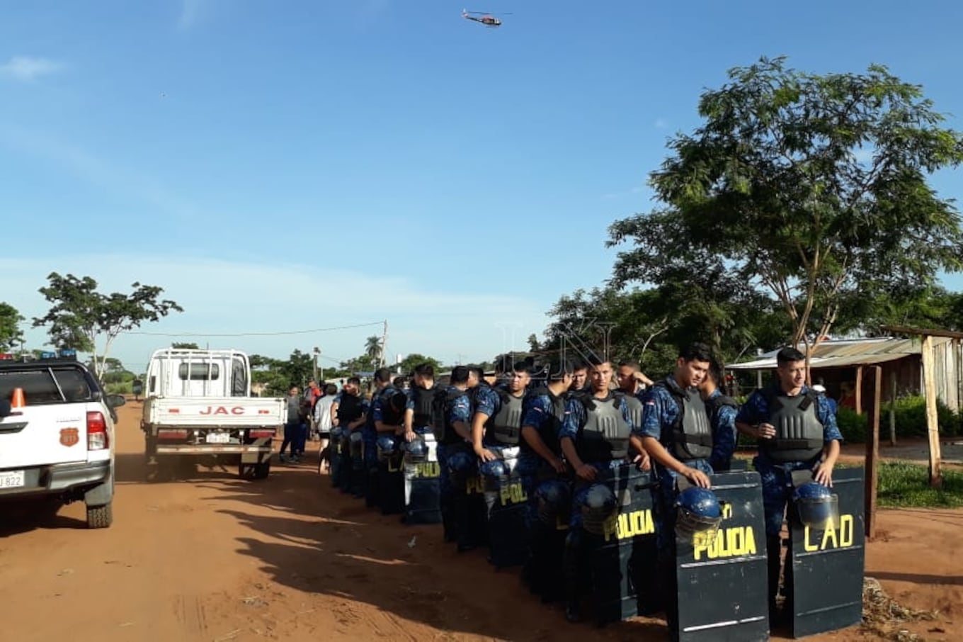 El operativo se llevó a cabo con más 600 agentes policiales. Foto: Lorenzo Agüero.