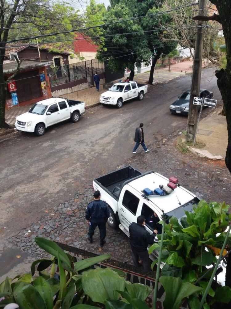 Inmediaciones de la vivienda de la mujer que habría planeado su propio "secuestro". Foto: RNN.