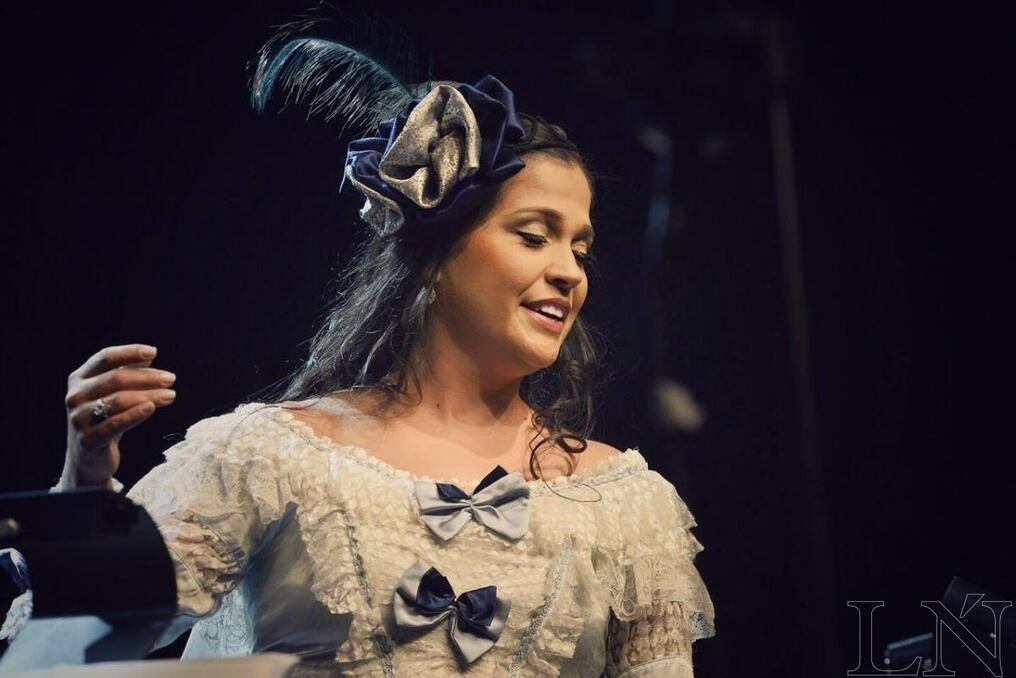 Carolina López.