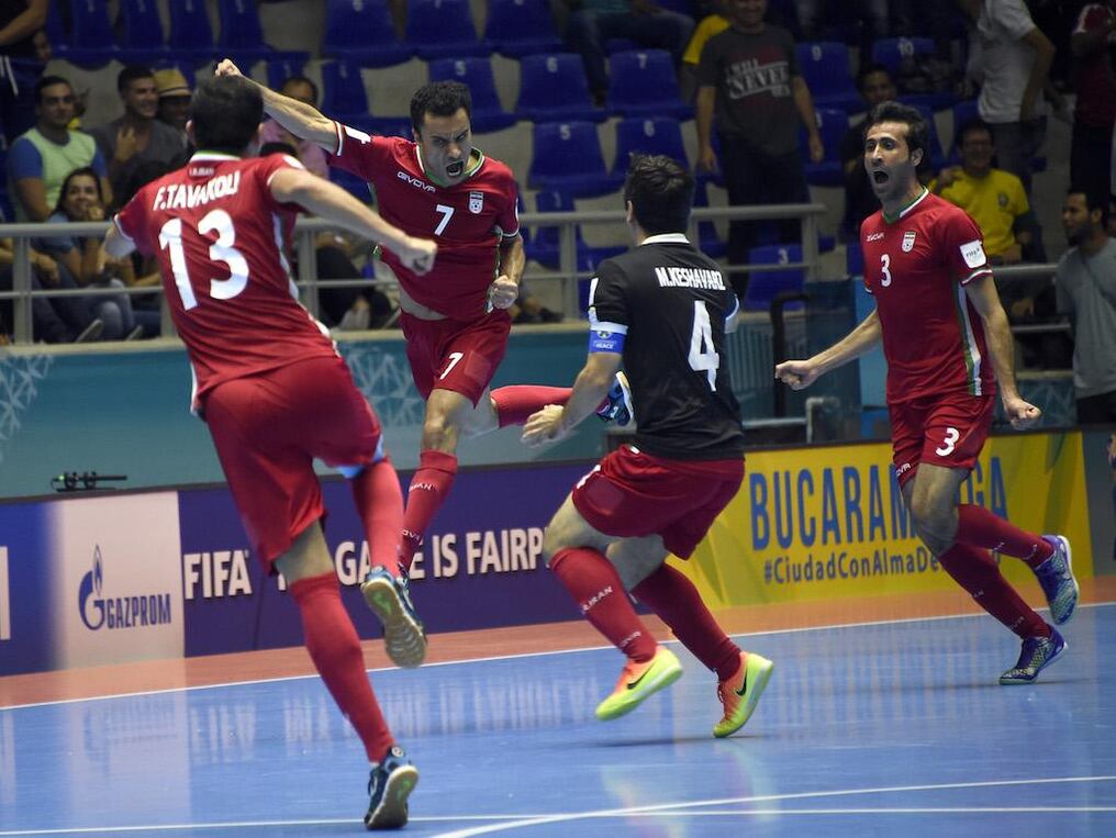 Brasil, gran favorito, pentacampeón y defensor del título ganado en Tailanda en 2012, quedó eliminado del Mundial de Fútsal ante un sorprendente y tenaz Irán.