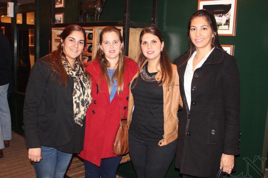 Karen Penayo, Eli Abente, Lorena Quevedo y Erika Barrios.