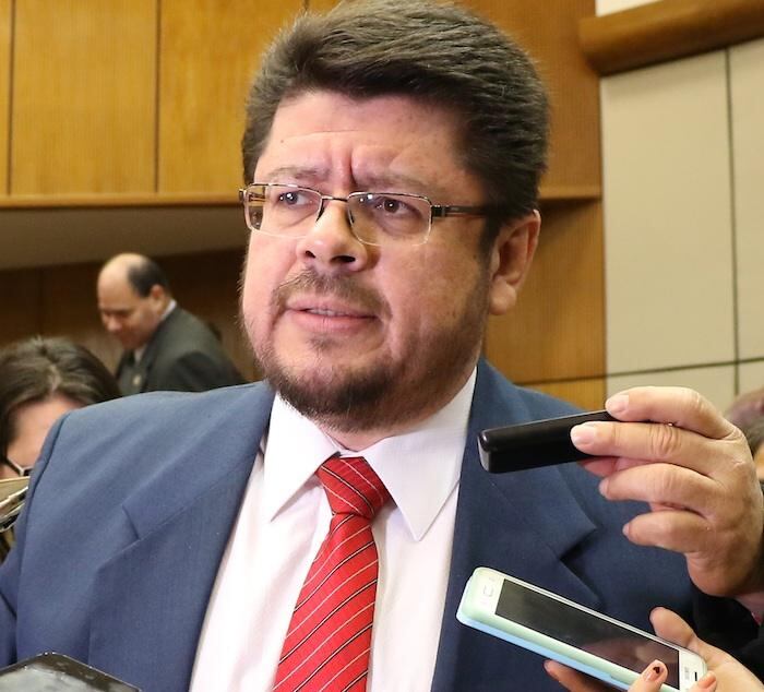  Gustavo Alfonso.