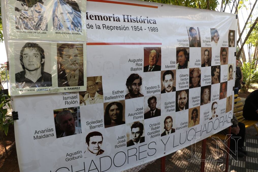 Un mural recuerda a las víctimas de la dictadura de Stroessner que duró de 1954 a 1989. Foto: Christian Meza.